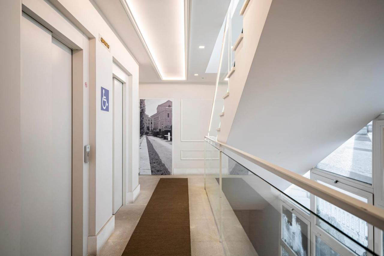 For You Rentals Temporal Royal Palace Csv40 Madrid Exterior foto